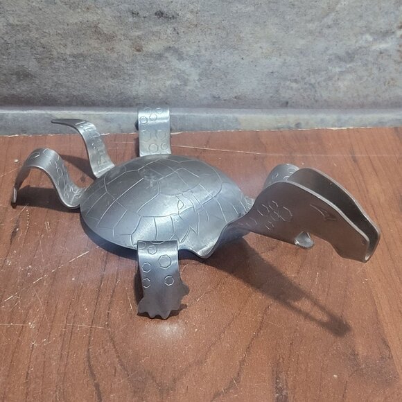 Lager Head Black & Tan Turtle Snapper Metal Bottle Opener Silver Tone - Picture 6 of 10